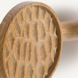 Hango Oak Clothes Rail - thumbnail 4
