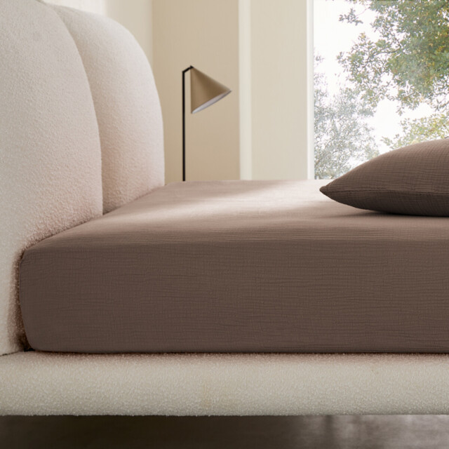 Yafa Organic Cotton Muslin Fitted Sheet - image 1