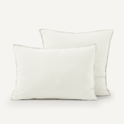 Elina Washed Linen Child's Pillowcase - thumbnail 1