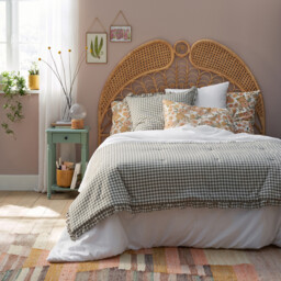 Kanta Flat Woven Cotton Rug - thumbnail 2