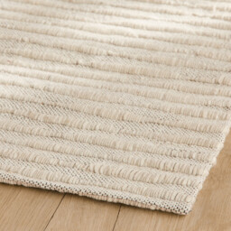 Illmare Hand Woven Wool Rug - thumbnail 3