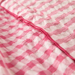 Cottage Raspberry Cotton Seersucker Duvet Cover - thumbnail 4