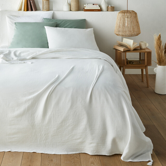 Kumla Cotton Muslin Bedspread - image 1