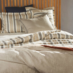 Scala Washed Linen Pillowcase - thumbnail 3