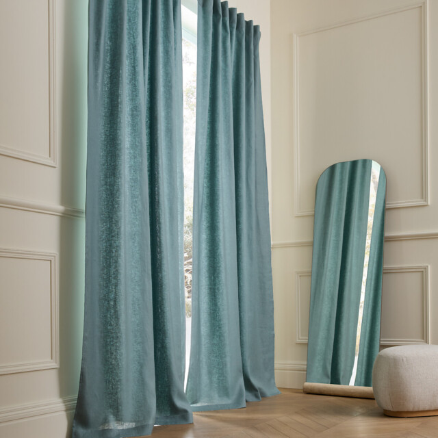 Private Curtain in Lined Washed Linen with Concealed Tabs - image 1