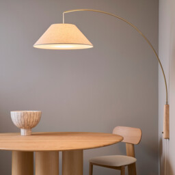 Nestwood Articulated Wall Light in Solid Oak and Linen - thumbnail 4