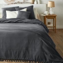 Nedo Fringed Cotton Bedspread