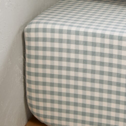 Cottage Green Cotton Seersucker Fitted Sheet Mattress Depth 30cm - thumbnail 2