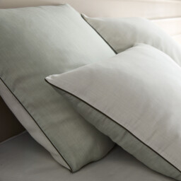 Erell Organic Cotton Percale & Lyocell Duvet Cover - thumbnail 3
