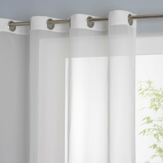 Limpo Voile Radiator Curtain with Eyelets