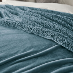 Maxine Fleece Bedspread - thumbnail 2