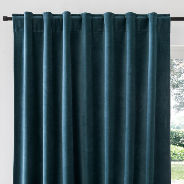 Velvet Thermal Curtain with Hidden Tabs - image 1