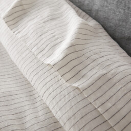 Linot Striped Washed Linen Duvet Cover - thumbnail 4