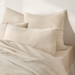 Marnie Plain Pillowcase in Washed Cotton/Linen - thumbnail 3