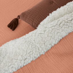 Kumla Plain Cotton Muslin & Fleece Bedspread - thumbnail 2