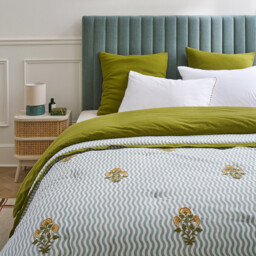 Jani Striped/Floral Embroidery Cotton Quilted Bedspread - thumbnail 2