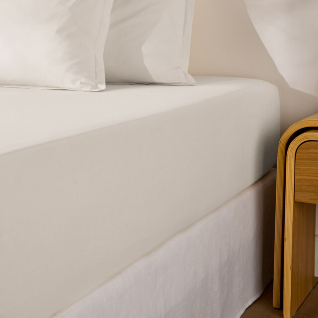 Scenario Cotton Percale 200 Thread Count Fitted Sheet, 35cm Flap - image 1