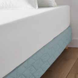 Zig-Zag Scenario Quilted Mattress Cover