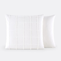 Noémie Tufted Cotton Pillowcase - thumbnail 3