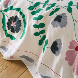 Antonie Embroidered Slub Cotton Bedspread - thumbnail 2