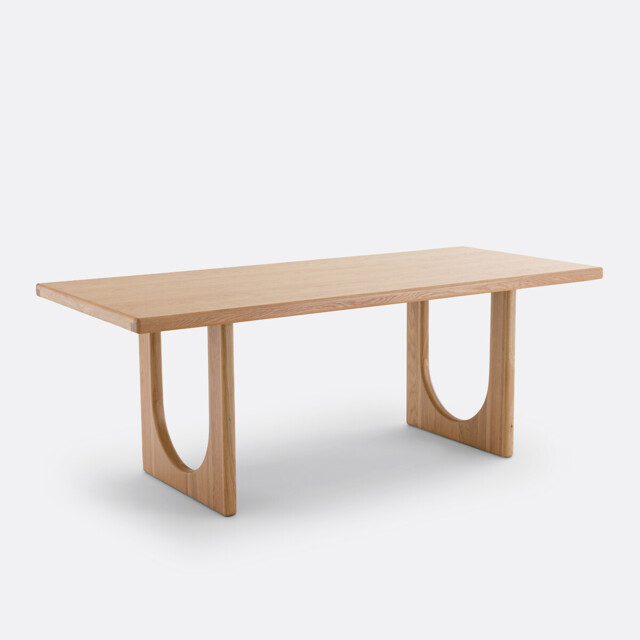 Douve 6-8 Seater Rectangular Dining Table in Oak and Veneer - image 1