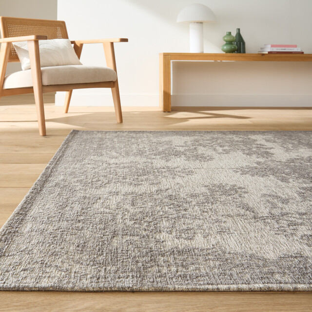 Osca Flat Woven Rug with Vintage, Used Effect - image 1