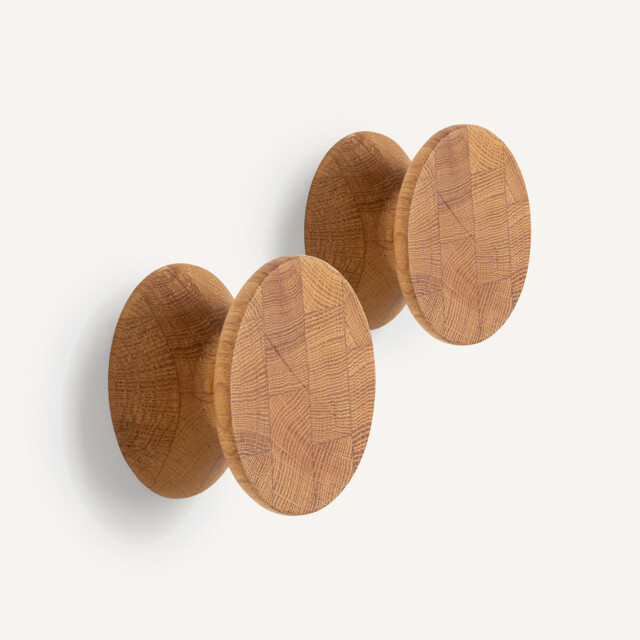 Set of 2 Arame 10cm Diameter Solid Oak Hooks