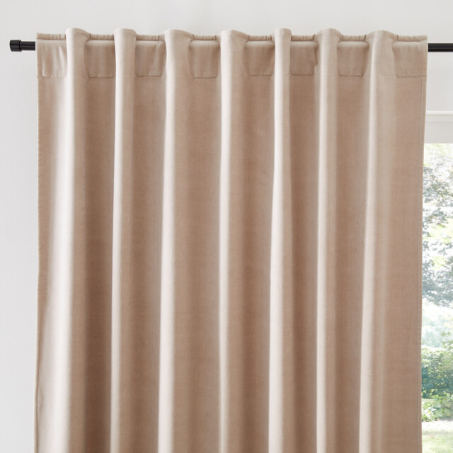Velvet Thermal Curtain with Hidden Tabs - image 1