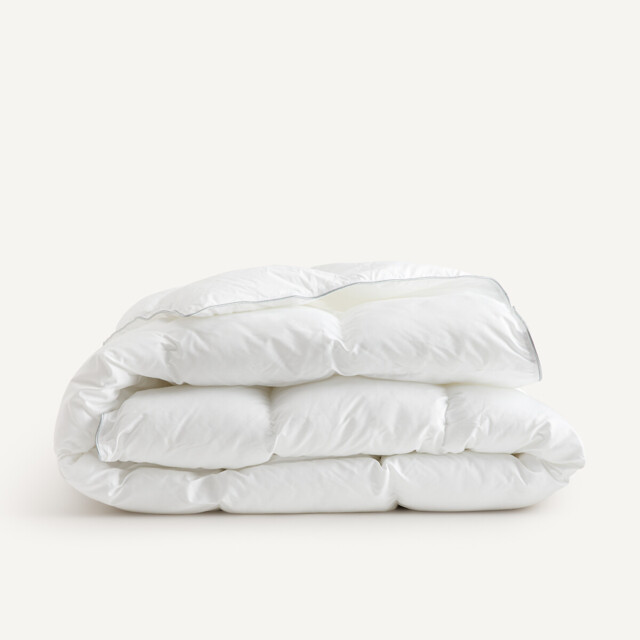 Synthetic Down-Effect Mid-Season Duvet - image 1