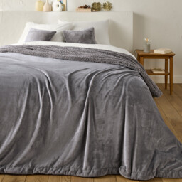 Maxine Fleece Bedspread - thumbnail 1
