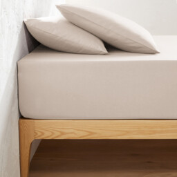 Scenario 32cm High Plain Polycotton Fitted Sheet - thumbnail 1