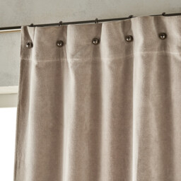 Nyodhi Stonewashed Velvet Curtain - thumbnail 2