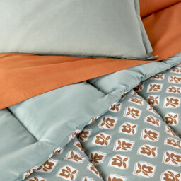 Cilou Graphic Microfibre Bedspread - thumbnail 2