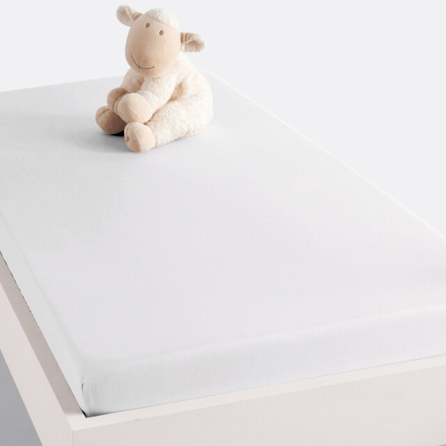 Scenario Plain Polycotton Fitted Sheet - image 1
