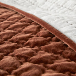 Paulette Cotton Velour Quilt - thumbnail 4