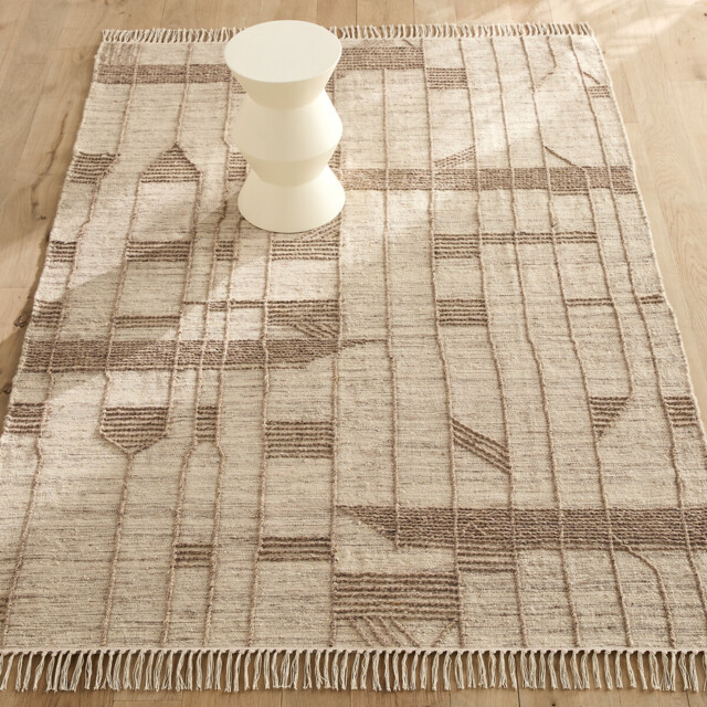 Baatha Hand-Woven Wool/Cotton Rug - image 1