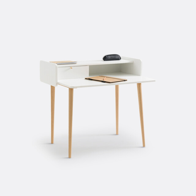 Zag Child's Desk with Extension - image 1