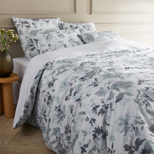 Celadona Cotton Percale & Lyocell Duvet Cover - image 1