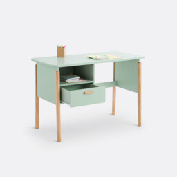 Nadil Child's Desk - thumbnail 1