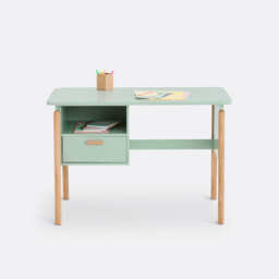 Nadil Child's Desk - thumbnail 3