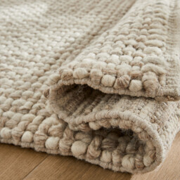 Nisha Hand Woven Thick Wool Rug - thumbnail 4