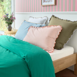 Scenario Pillowcase in Plain Washed Cotton - thumbnail 2