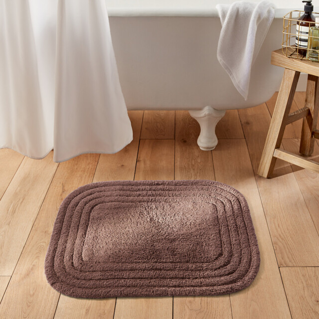 Romane Tufted Recycled Cotton Bath Mat