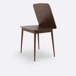 Aylin 2-6 Seater Extending Dining Table in Walnut Veneer - thumbnail 3
