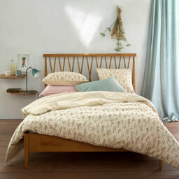 Quilda Soild Oak Bed - thumbnail 2