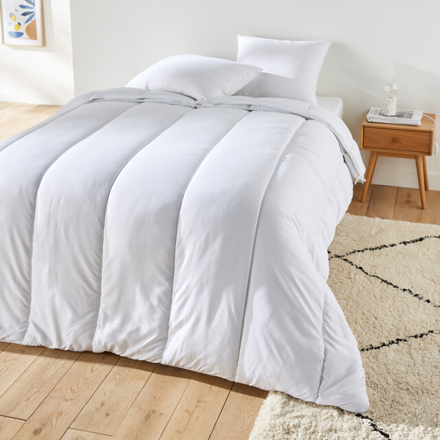 Anti-Mite All-Seasons Duvet - image 1