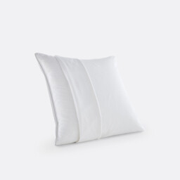 Cotton Wool Pillow Protector with Stain-Resistant Treatment - thumbnail 1