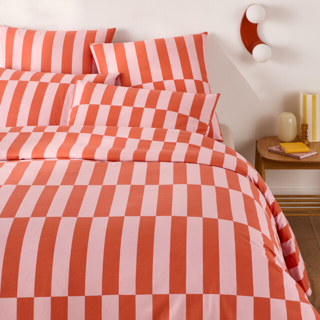 Tabaka Red 50% Recycled Cotton Duvet Cover - image 1