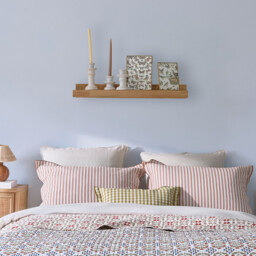 Hiba Wall Shelf in Solid Oak with Length 80cm - thumbnail 2