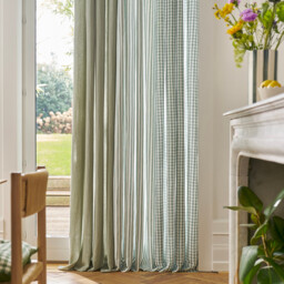 Cottage Eyelet Curtain in Gingham Check Cotton/Linen - thumbnail 3